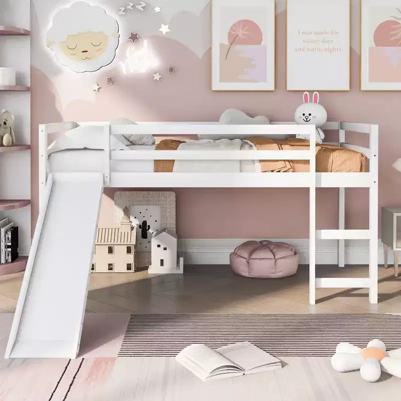 Lit mezzanine bas en bois massif format simple avec toboggan, échelle et barrières de sécurité, cadre de lit minimaliste pour enfants