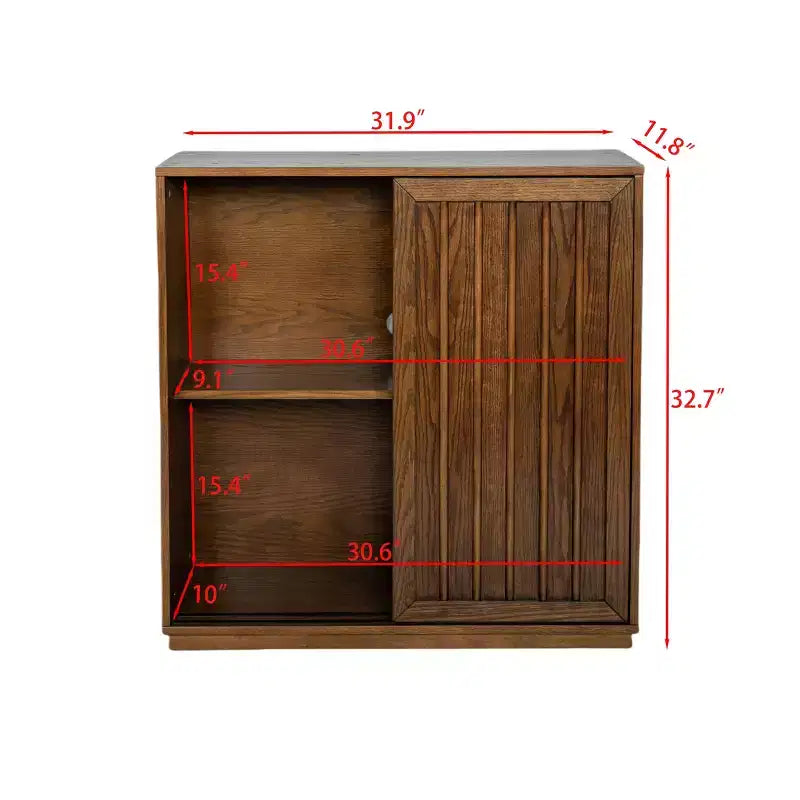 Buffet moderne milieu de siècle avec 2 portes coulissantes, accents en bois massif, brun