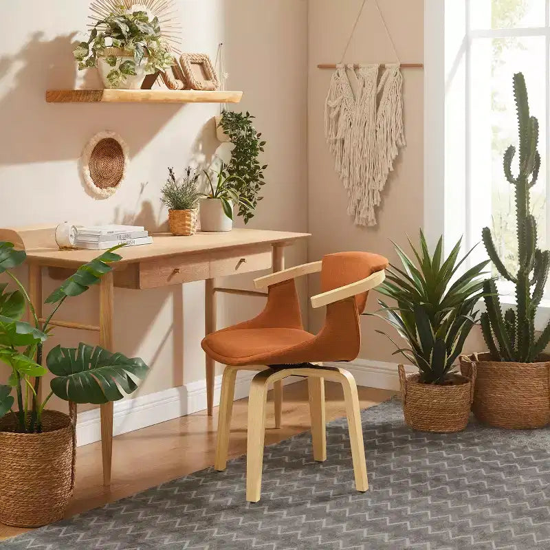 Chaise de salle à manger pivotante rembourrée en tissu avec accoudoirs en bois et finition naturelle
