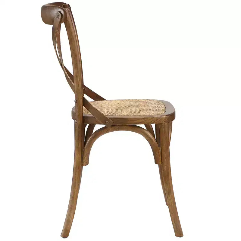 Chaise de salle à manger rustique avec assise en rotin naturel et pieds fuselés