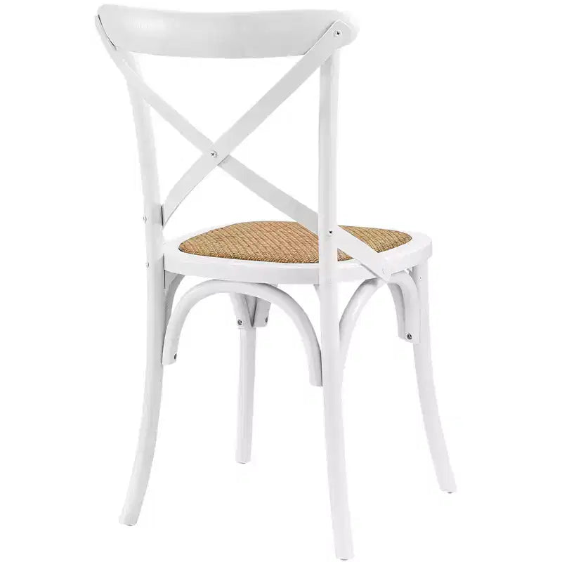 Chaise de salle à manger rustique avec assise en rotin naturel et pieds fuselés