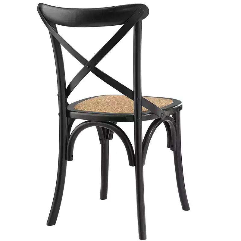 Chaise de salle à manger rustique avec assise en rotin naturel et pieds fuselés