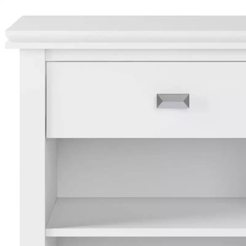 Table de chevet 24" avec tiroir et etagère ouverte, pin gris avec quincaillerie bronze
